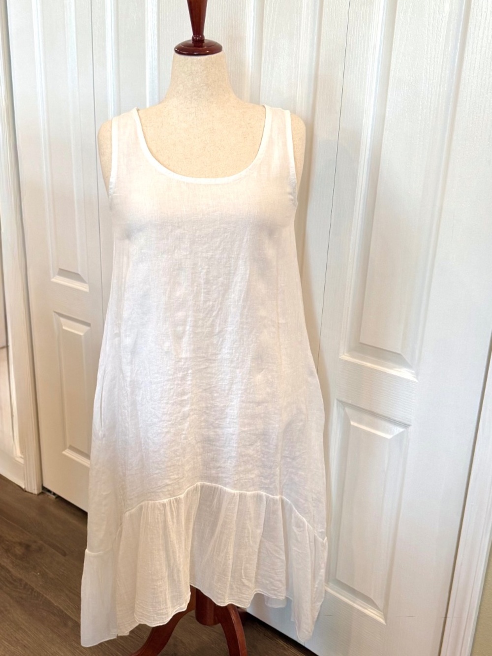 Woman's Size L Midi, 100% Linen, High-Low Ruffle Hem Pockets Scoop Neck Pullover